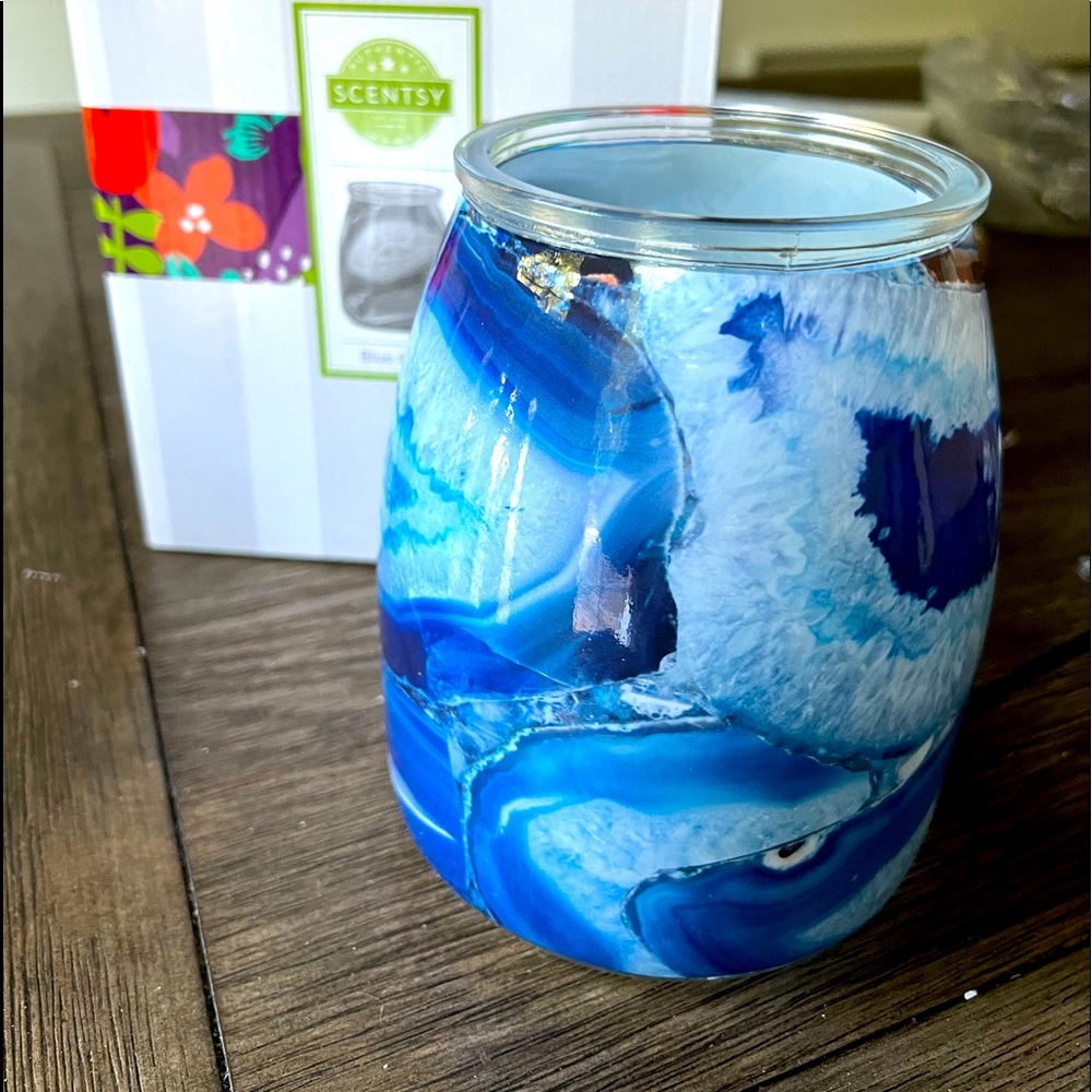 Scentsy warmer